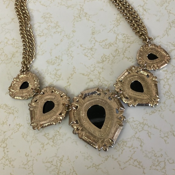 Elegant Black and Gold Statement Necklace - Picture 4 of 4